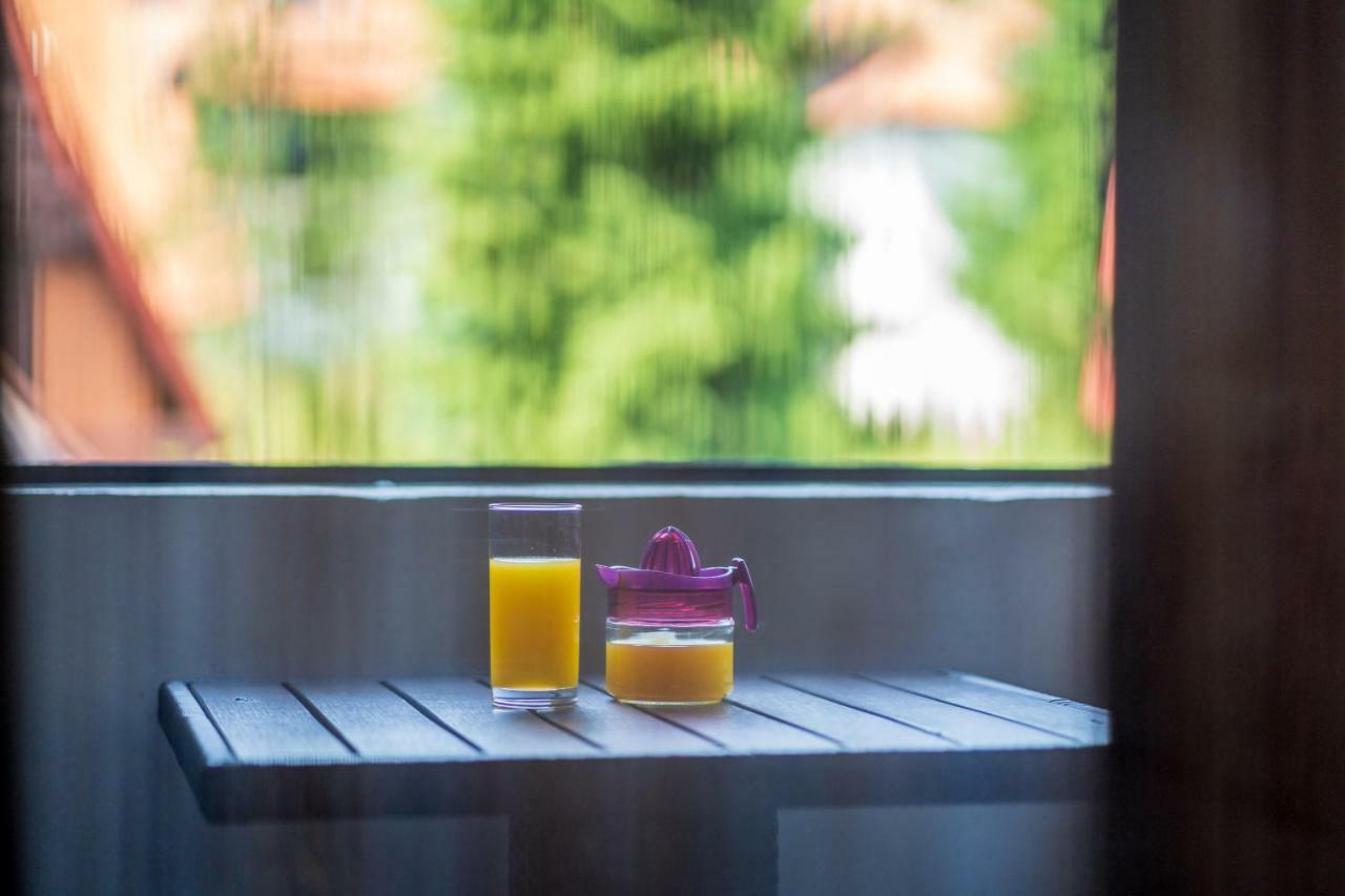 Aura Apartment